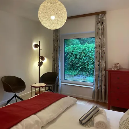 Springhouse アパート *